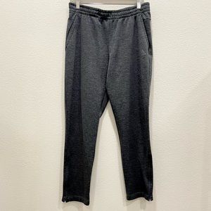 Pre-loved! ADIDAS Men’s Heathered Gray Fleece-lined Training Pants!